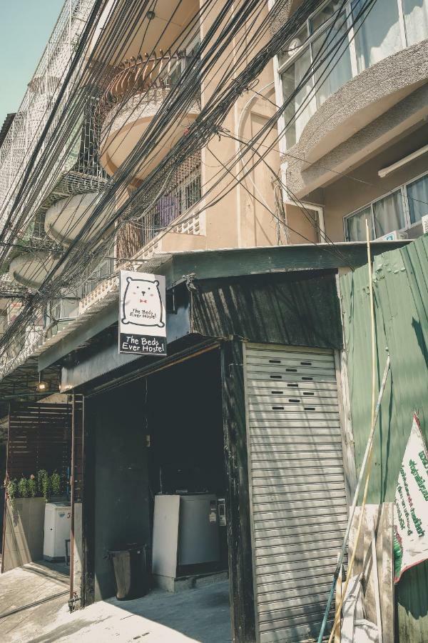 The Beds Ever Hostel (Adults Only) Bangkok Exterior photo